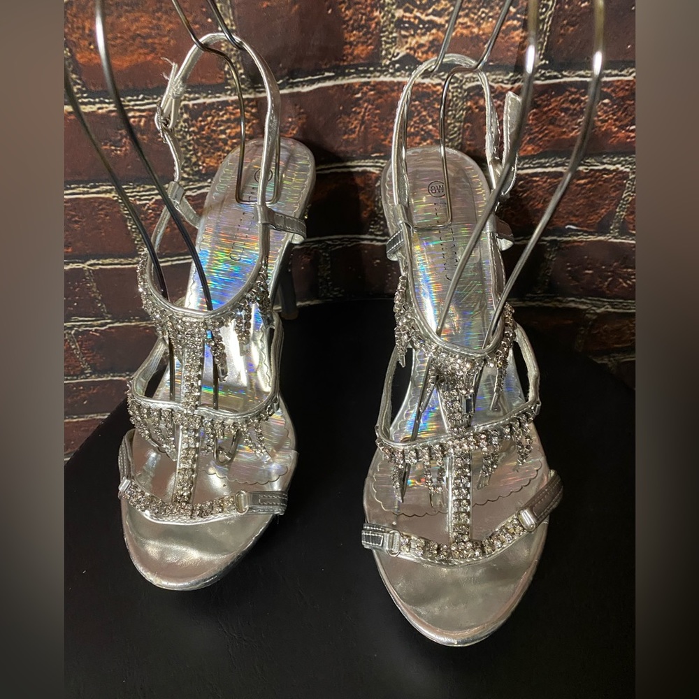 Hot Tomato Rhinestone Silver Platform Heels Sz 8W - Picture 3 of 8